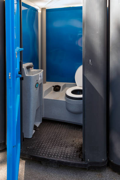 Best Portable restroom trailer rental  in Noel, MO